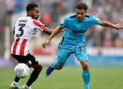 问鼎游戏-凯恩回归赛场，高光表现首场状态亮眼，雄鹿观众沸腾！的简单介绍