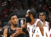 问鼎游戏-关于哈登回归赛场，突破纪录首场状态亮眼，热火观众沸腾！的信息