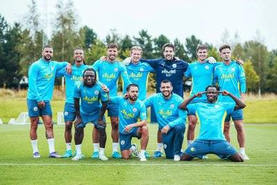 拉力赛预选赛焦点战：嵩山麒麟队淘汰对手东海旋风队，外线火力全开。传控打穿防线的简单介绍