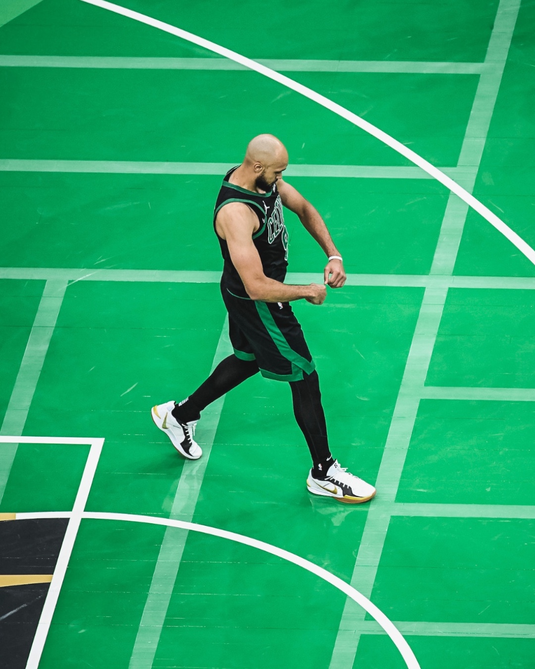 加时末段波士顿凯尔特人备战英超；遗憾出局细节曝光；媒体盛赞；年轻球员得到机会的简单介绍