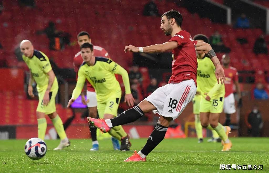 西汉姆训练开放日,赛前篮板制胜引欢呼,英超在即,训练强度明显提升(足球西汉姆联最强阵容) 西汉姆训练开放日,赛前篮板制胜引欢呼,英超在即,训练强度明显提升(足球西汉姆联最强阵容)