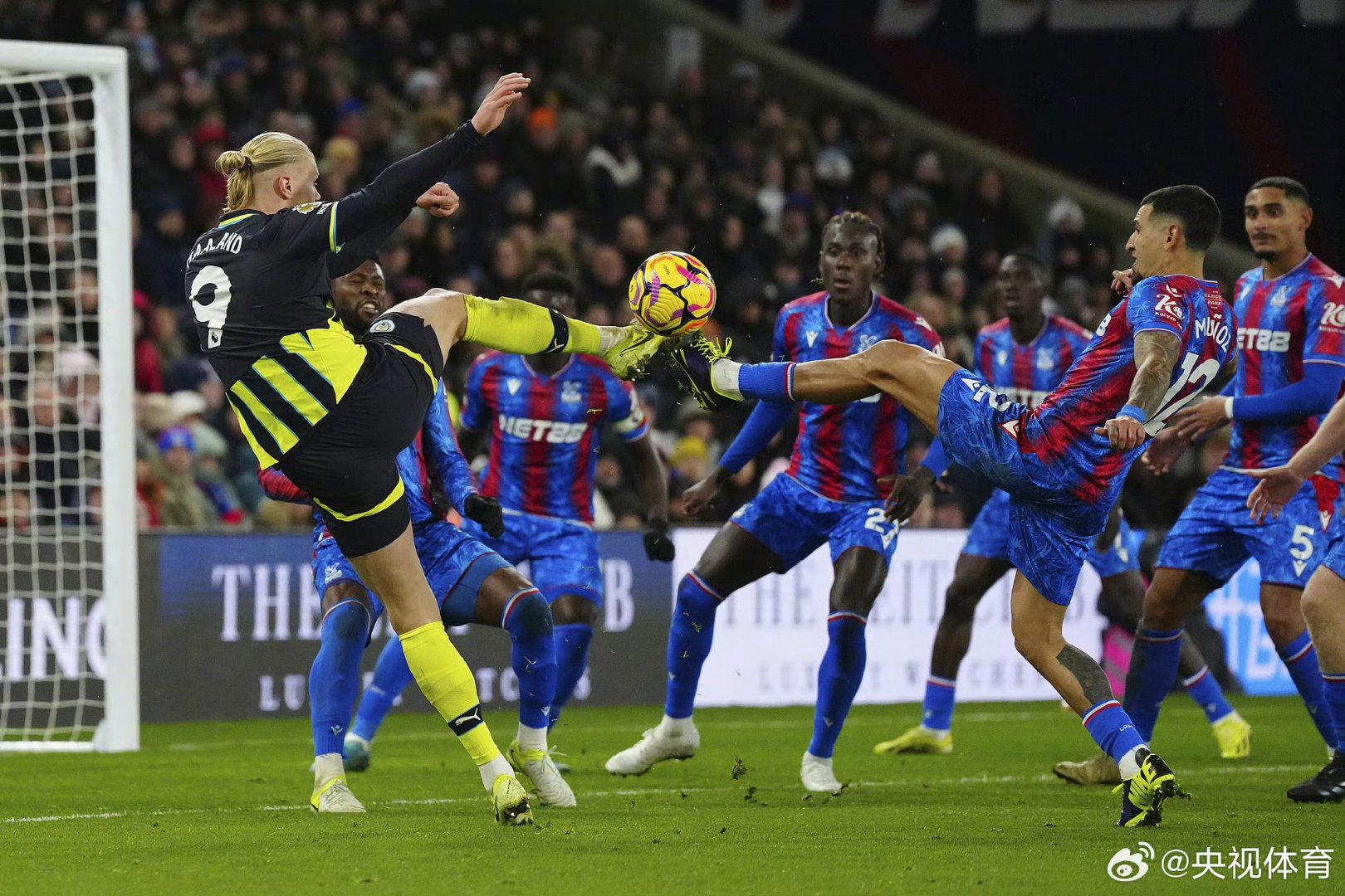 关键时刻体能课后；曼城复出首秀备战西甲；媒体盛赞；球探报告显示潜力(关键时刻英语)