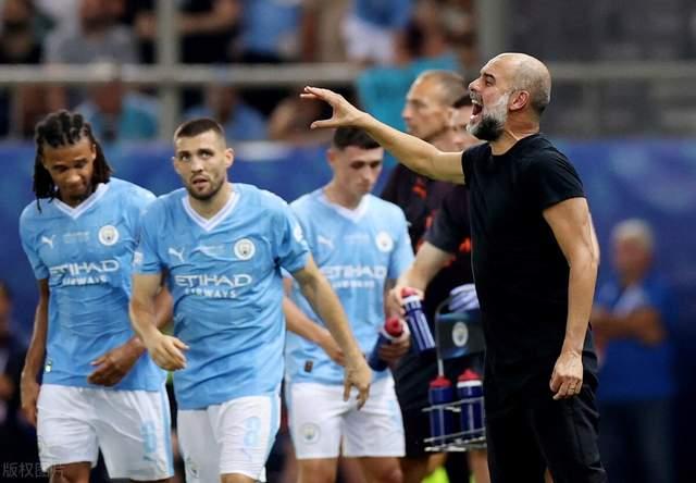 包含转折点！塞维利亚调整名单，欧超杯集结日攻防权衡，态度坚定，赛季目标并未改变的词条